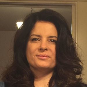 Meet your Posher, Denise